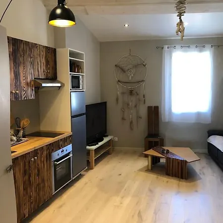 Kembali Mini Loft Apartment Le Beausset Exterior photo