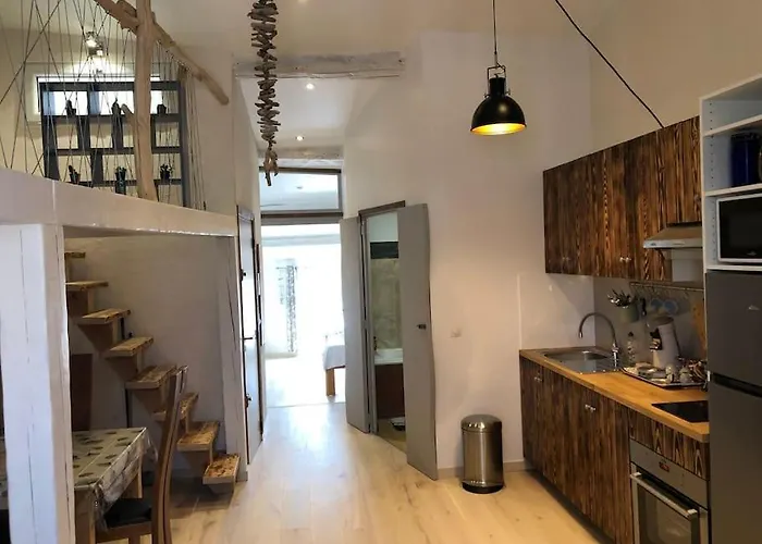 Kembali Mini Loft