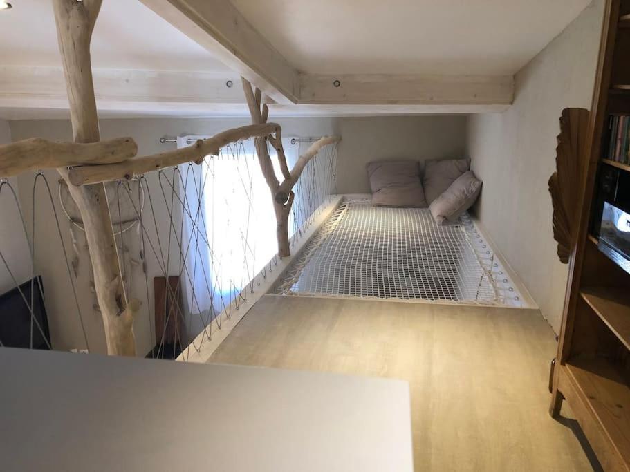 Kembali Mini Loft Apartment